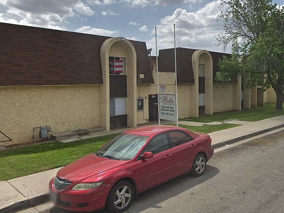 2nd image of 145 E 44th St APT 214