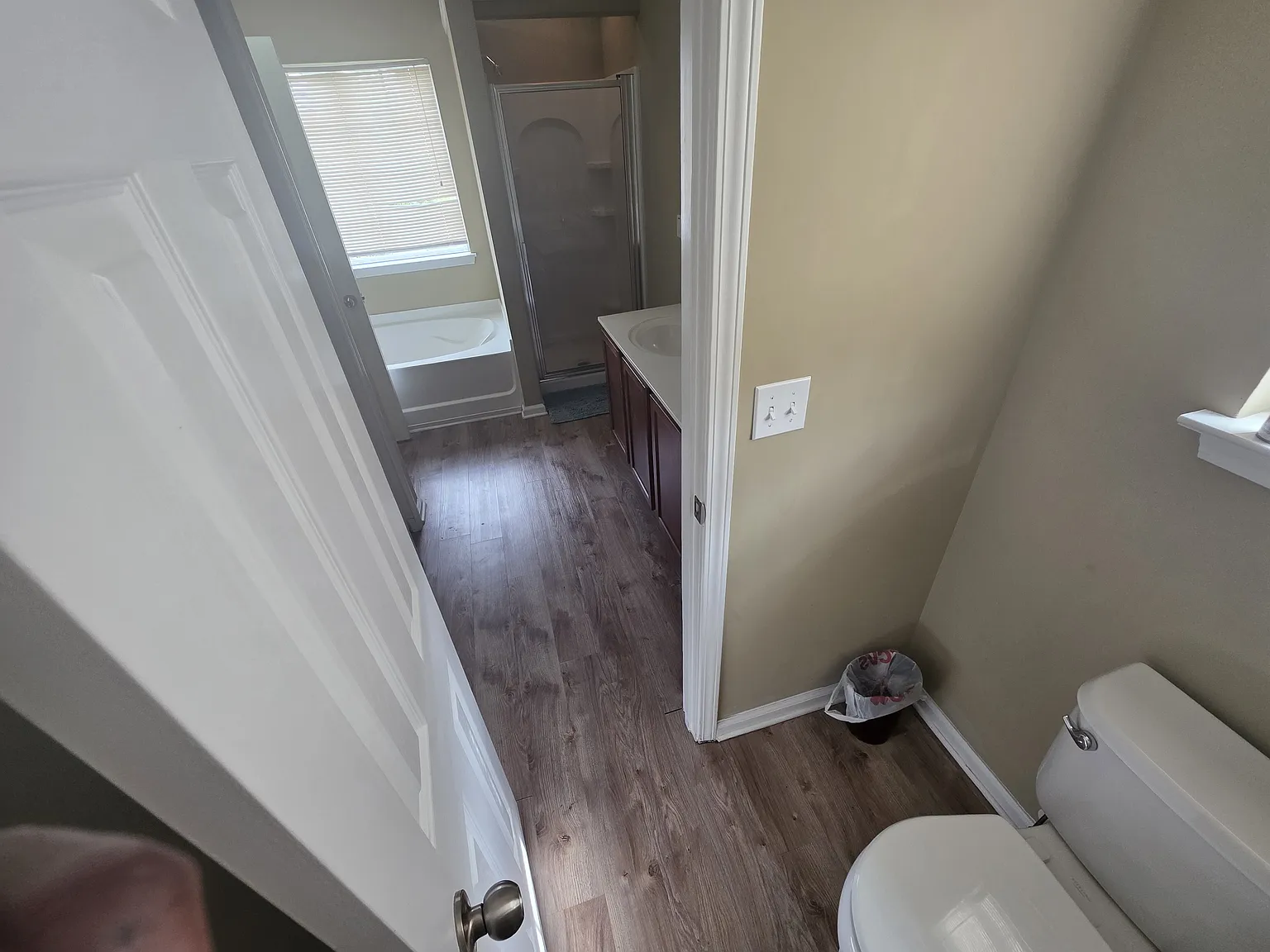2510 Stadium Dr — Photo 2