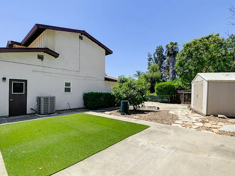 1531 Sundale Rd — Photo 20
