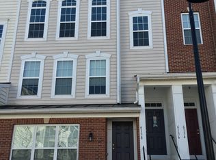 6136 Aster Haven Cir #108, Haymarket, VA 20169