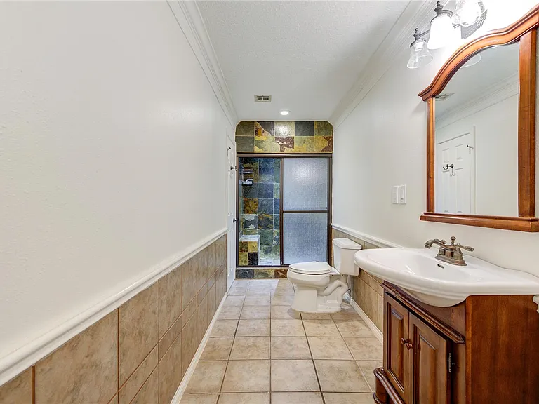 21450 Park Post Ln — Photo 29