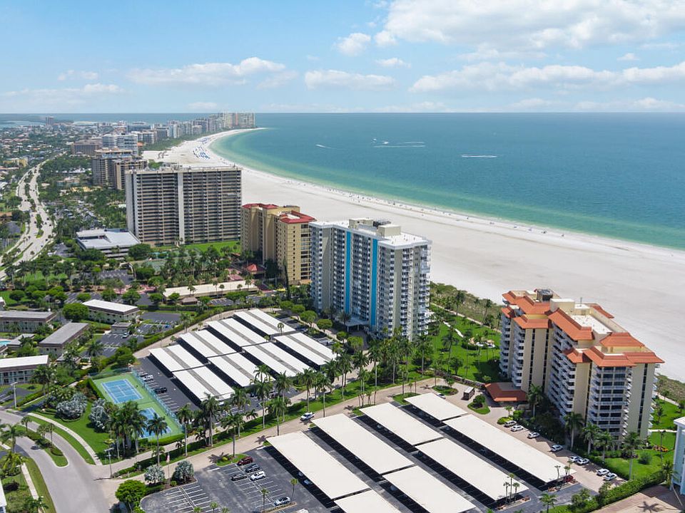 1st image of 140 Seaview Ct APT 204S