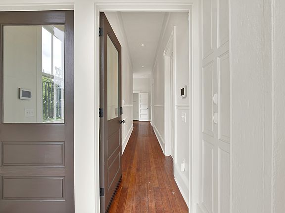 3rd image of 411 W 41st St #B