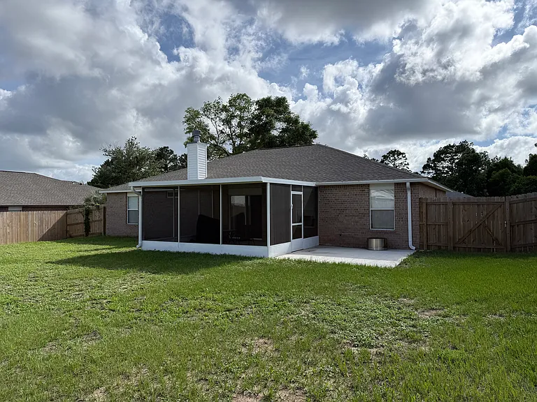 275 Limestone Cir — Photo 29