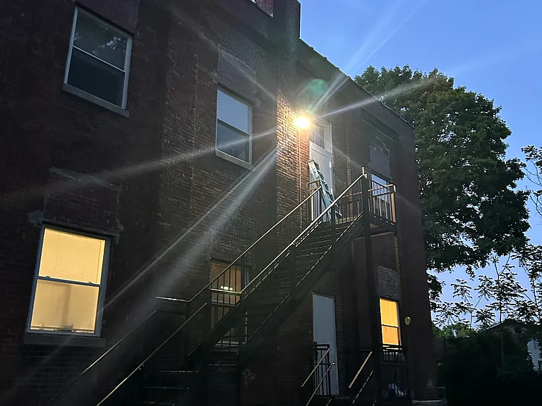 60 Pearl St #2 — Photo 20