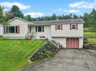 1530 Oakdale Rd, Johnson City, NY 13790