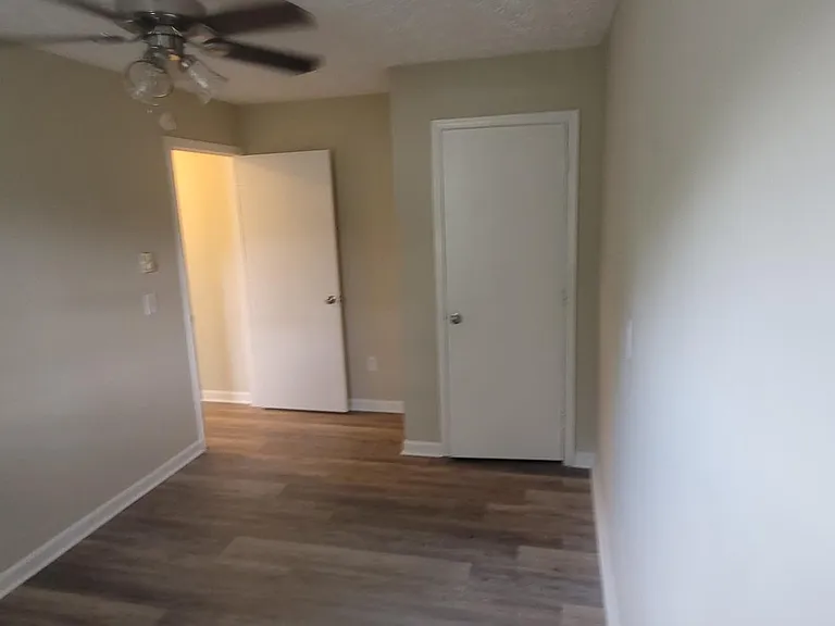 820 E Main St #822 — Photo 19