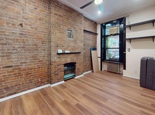 225 E 83rd St #1E, New York, NY 10028