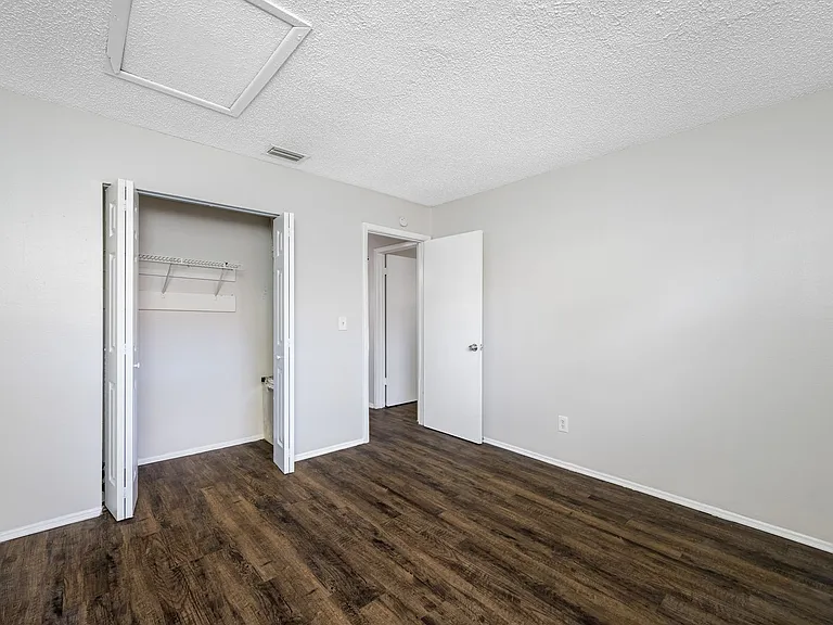 Park Villas — Photo 15
