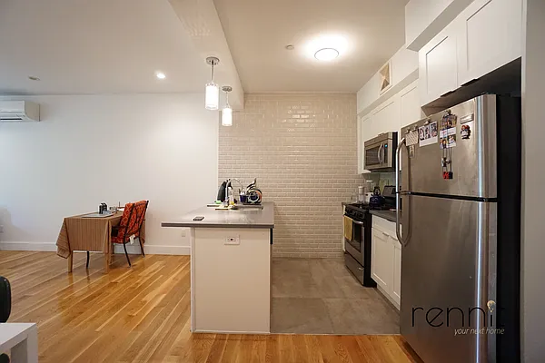 Rented by Rennit Inc. | media 14
