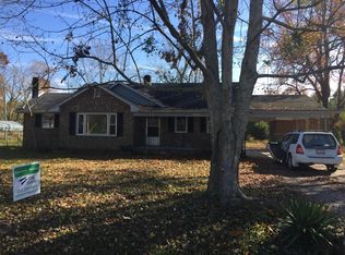 1446 Silverbrook Rd, Oriental, NC 28571