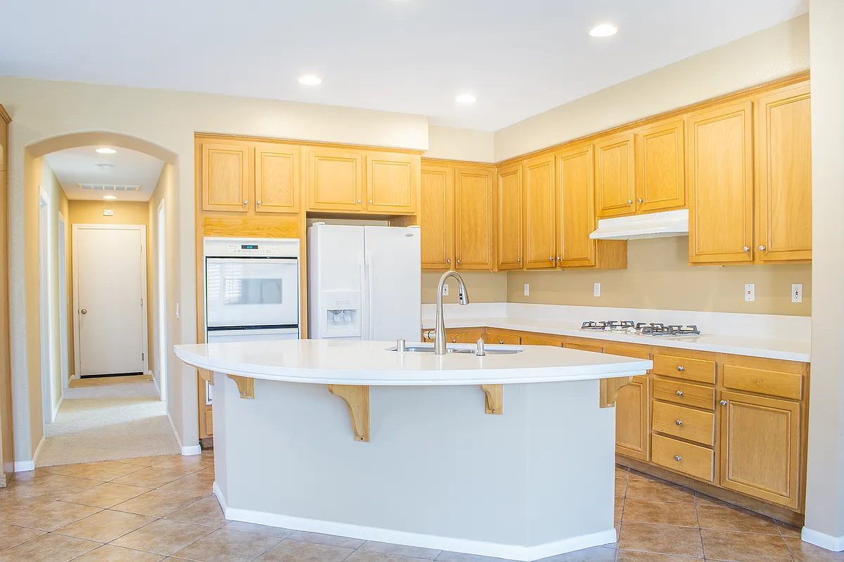 Building Photo - 1564 Ravinia Dr