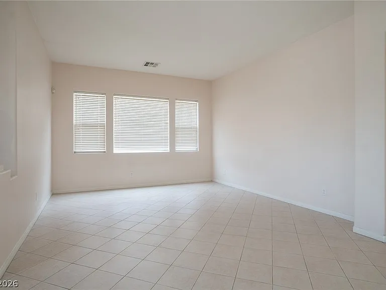 7861 Darby Ave — Photo 14