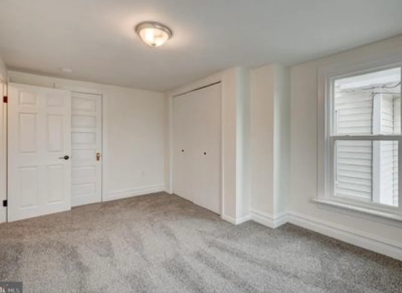 4 bed, 1.5 bath, 1600 sqft, $1,800 — Photo 3