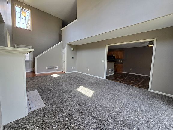 4th image of 3475 Enclave Way