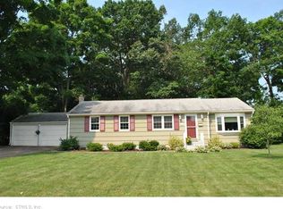 11 Hickory Dr, East Hartford, CT 06118