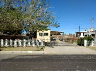 8264 Arrowhead Lake Rd, Hesperia, CA 92345