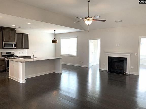 5th image of 616 Summershore Ct
