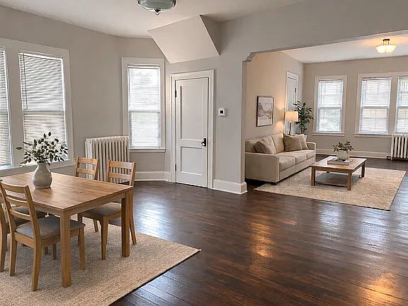 2nd image of 2529 Polk St NE APT 1