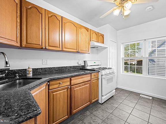 4th image of 8055 Philadelphia Rd