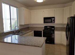 15130 Dickens St PENTHOUSE 305, Sherman Oaks, CA 91403