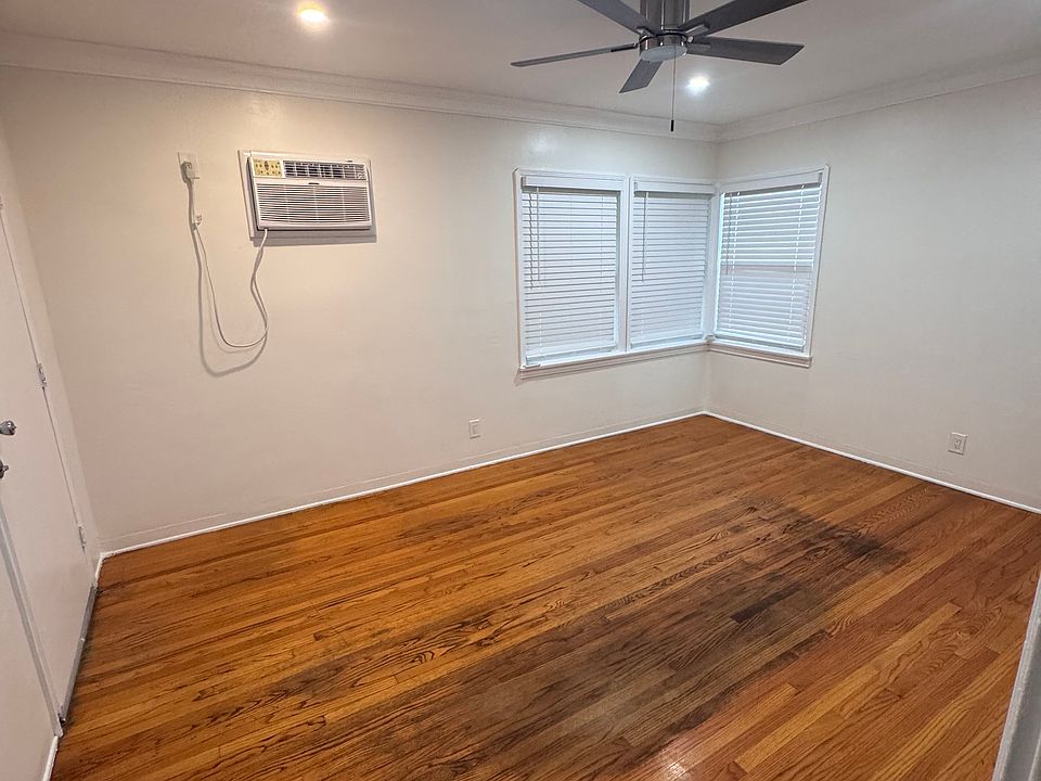 2nd image of 5601 Via Corona St #422