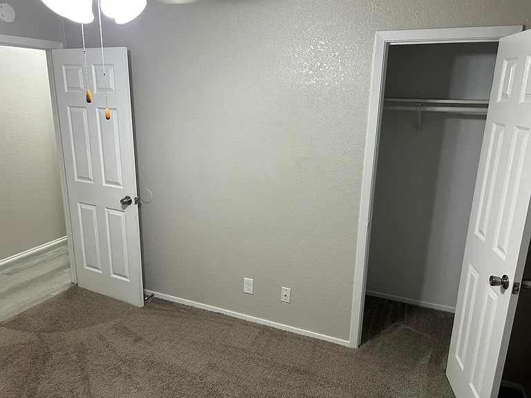 2110 Jerome Dr — Photo 30