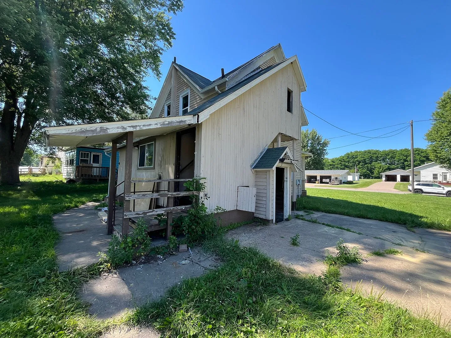 26351 West Mondovi St — Photo 2