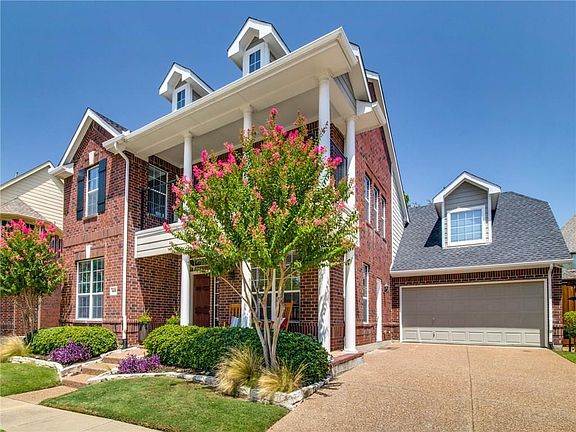 3rd image of 4658 Shamrock Dr