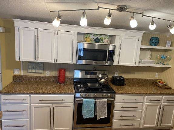 2nd image of 5429 Leon Cir