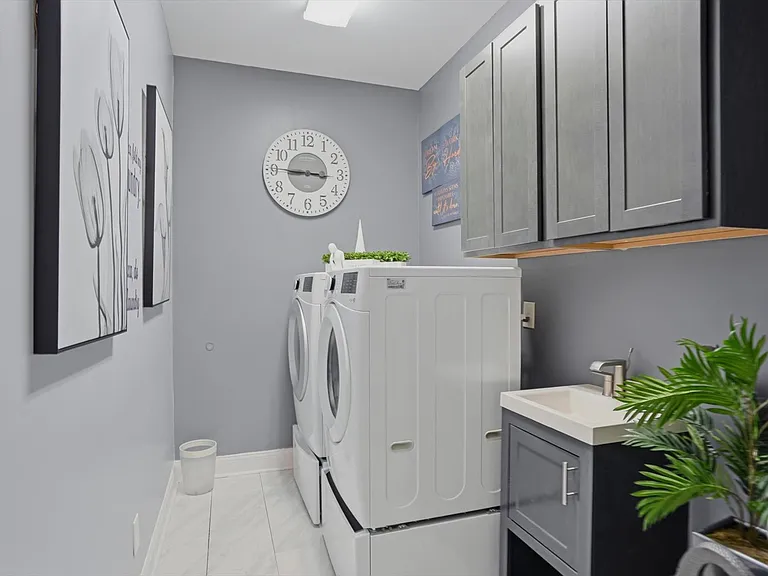 10 Graveswood Ct — Photo 28