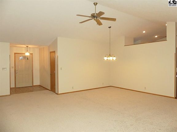 2nd image of 1312 Wheatland Dr
