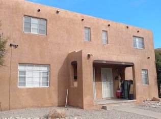 1004 Carlisle Blvd SE, Albuquerque, NM 87108