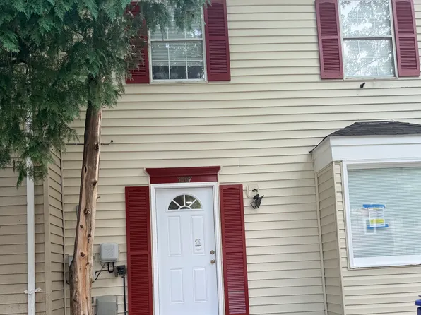 3367 Ryon Ct, Waldorf, MD 20601