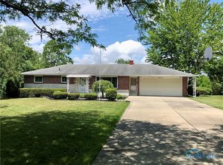 1812 Maumee Dr, Defiance, OH