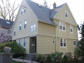1st image of 15 Hillcrest Ave