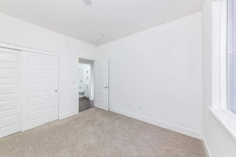 1336 N Capitol Ave #6 — Photo 9