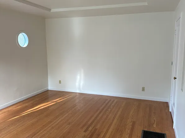 2701 Marty Way, Sacramento, CA 95818