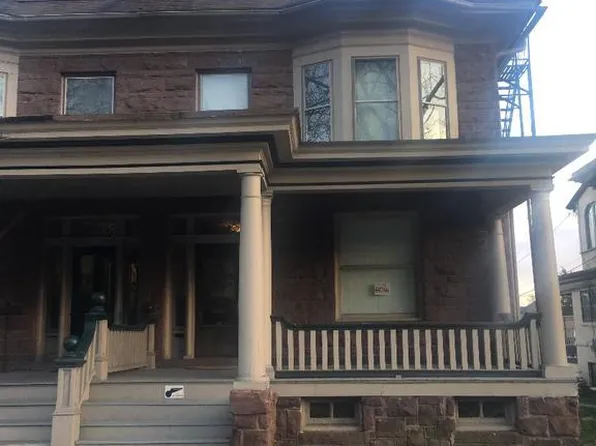 808 High St, Pottstown, PA 19464