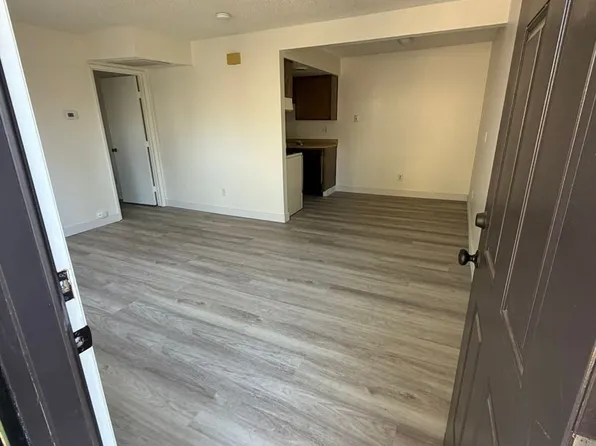 325 Standiford Ave, Modesto, CA