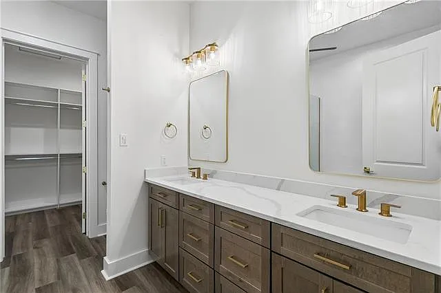 715 W 18th Ave — Photo 11