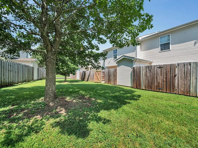 2505 Comanche Way — Photo 19