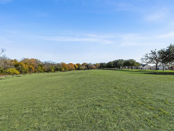 2nd image of 617 Cold Springs Rd