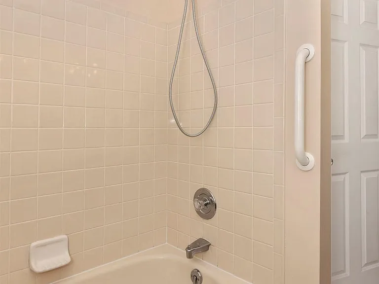 250 Yorkminster Rd #1301A — Photo 16
