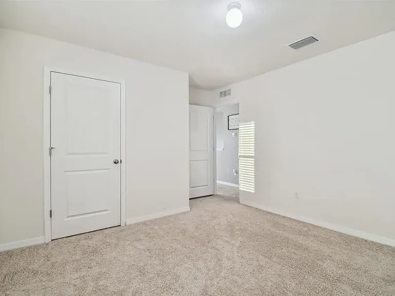 5573 Geiger Estates Dr — Photo 21