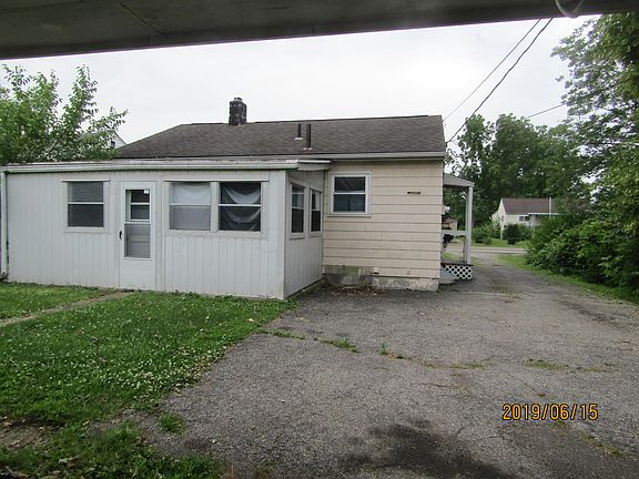3rd image of 1752 Hopkins Ave