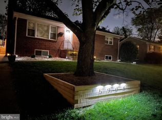 5908 Ridge View Dr, Alexandria, VA 22310