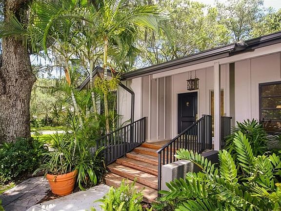 Inviting Entryway