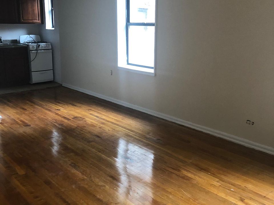 2nd image of 14124 85th Rd #4