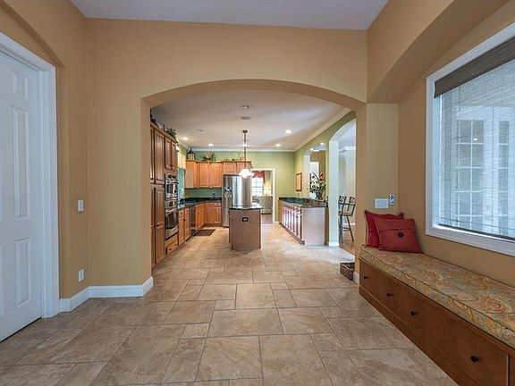 4th image of 6201 Wild Orchid Dr